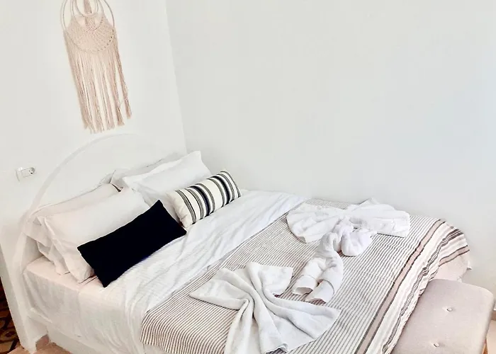 Oldtown Suites Fira